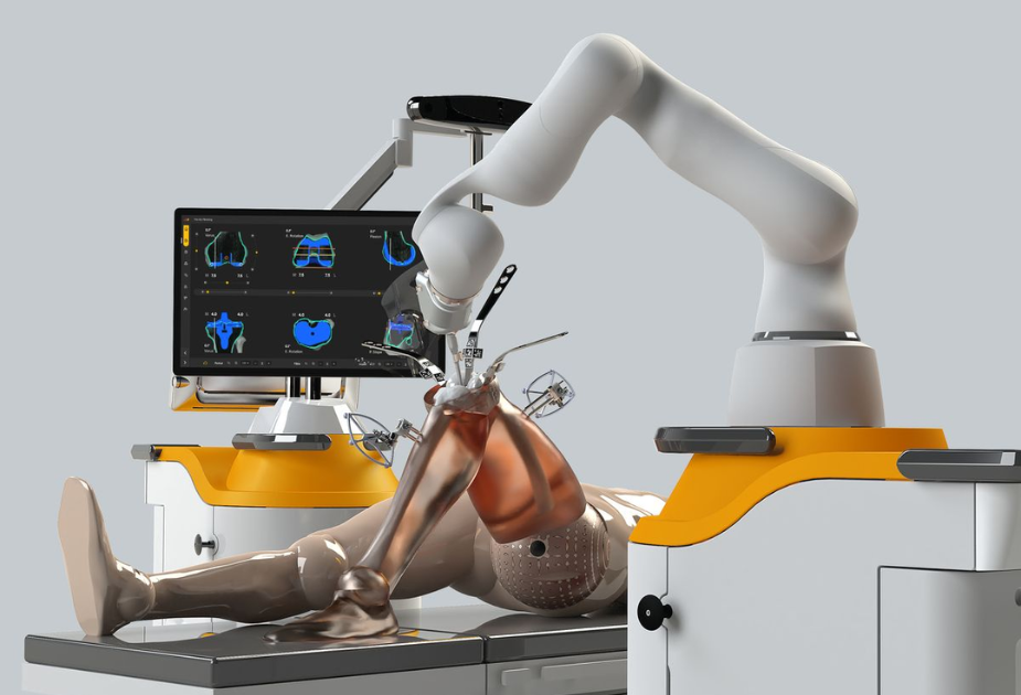 Dr Vishal Patil performing Robotic Knee Replacement Surgery at Shree Orthopedic and Women’s Care Clinic in Aundh, Pune